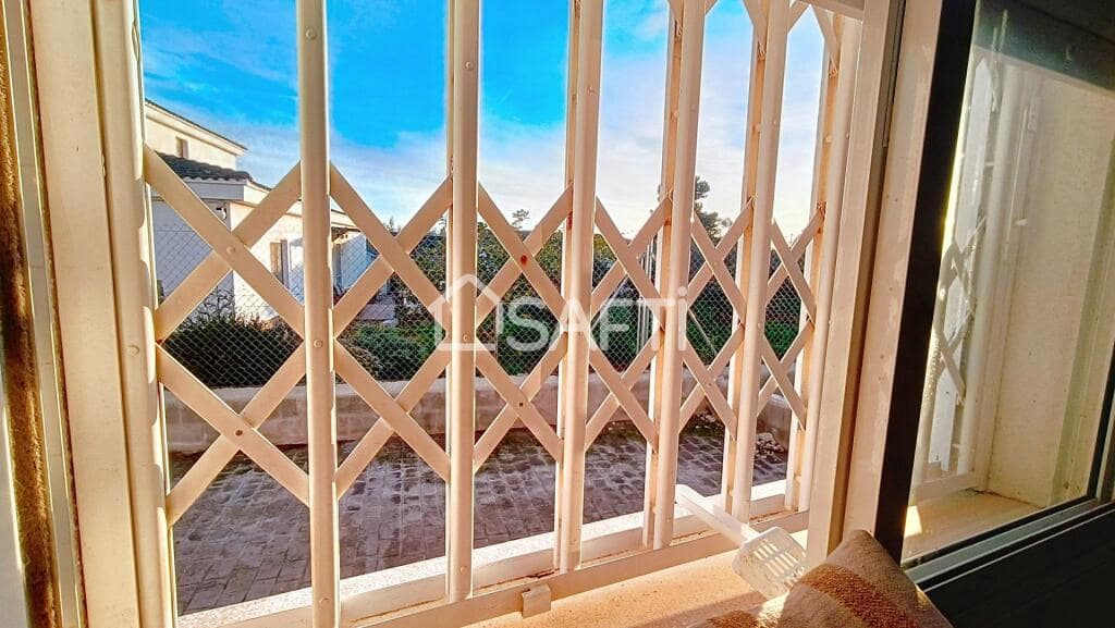 4 bedroom Villa for sale in El Montmell - € 275,000 (Ref: 9173794)