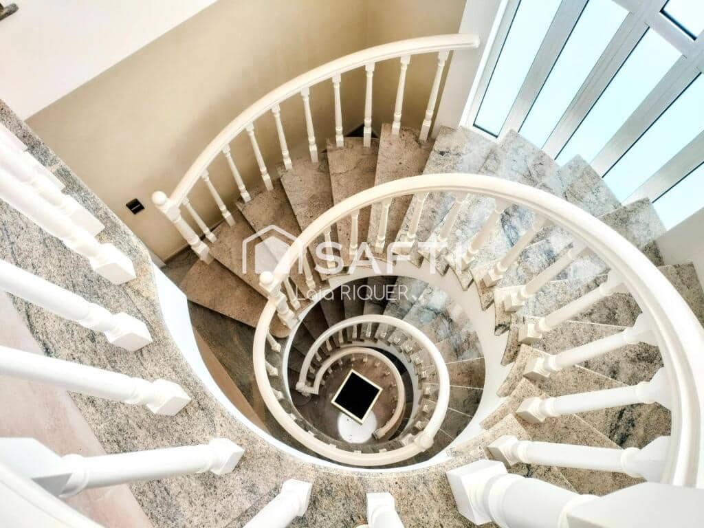 3 soverom Villa til salgs i Pineda de Mar med garasje - € 499 000 (Ref: 9173798)