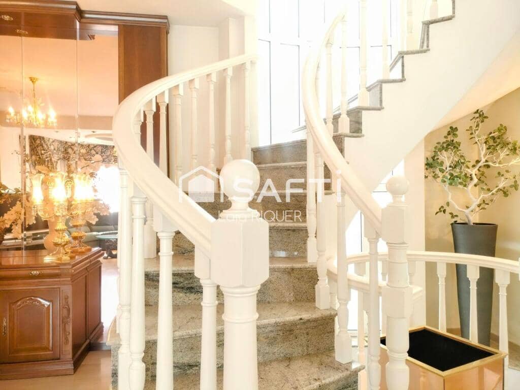 3 soverom Villa til salgs i Pineda de Mar med garasje - € 499 000 (Ref: 9173798)