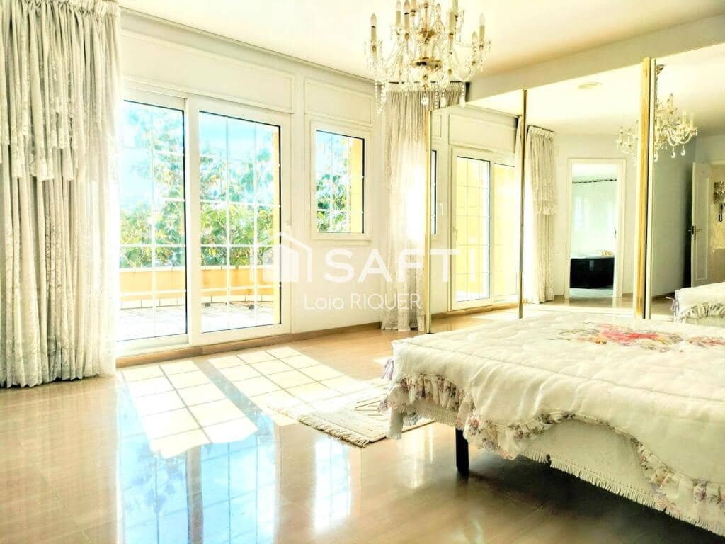 3 soverom Villa til salgs i Pineda de Mar med garasje - € 499 000 (Ref: 9173798)