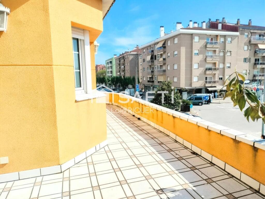 3 soverom Villa til salgs i Pineda de Mar med garasje - € 499 000 (Ref: 9173798)