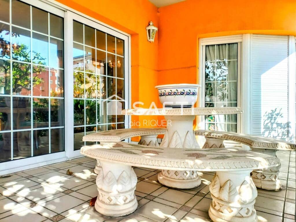 3 soverom Villa til salgs i Pineda de Mar med garasje - € 499 000 (Ref: 9173798)