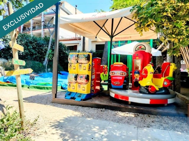 Commercieel te koop in Arenys de Mar met garage - € 490.000 (Ref: 9173801)