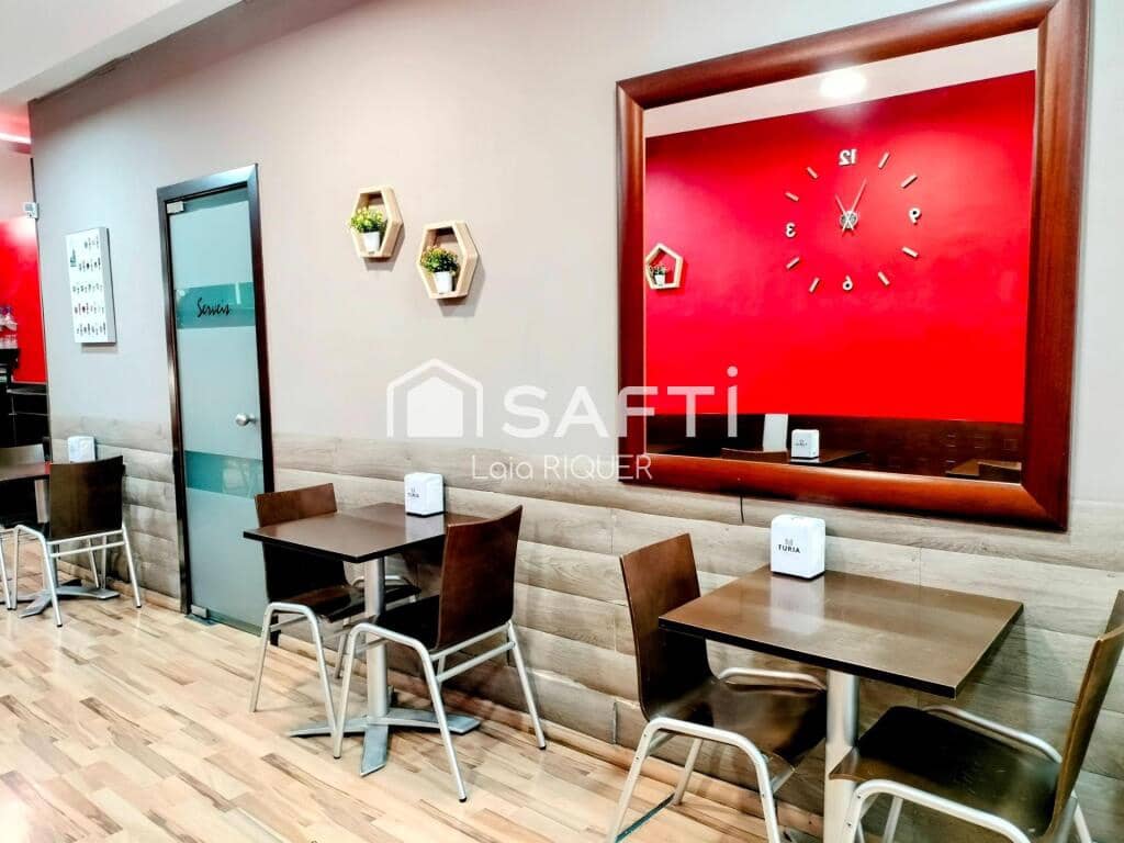 Commercial for sale in Badalona - € 60,000 (Ref: 9173802)