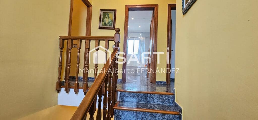 4 soverom Villa til salgs i Lloret de Mar med svømmebasseng garasje - € 499 000 (Ref: 9173813)