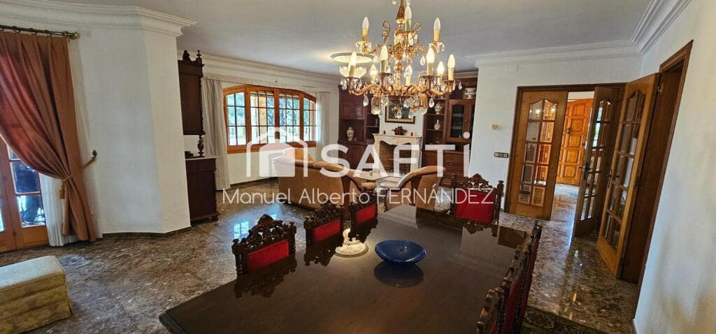 9 soveværelse Finca/Landehus til salg i Sant Feliu de Buixalleu med swimmingpool garage - € 1.250.000 (Ref: 9173815)