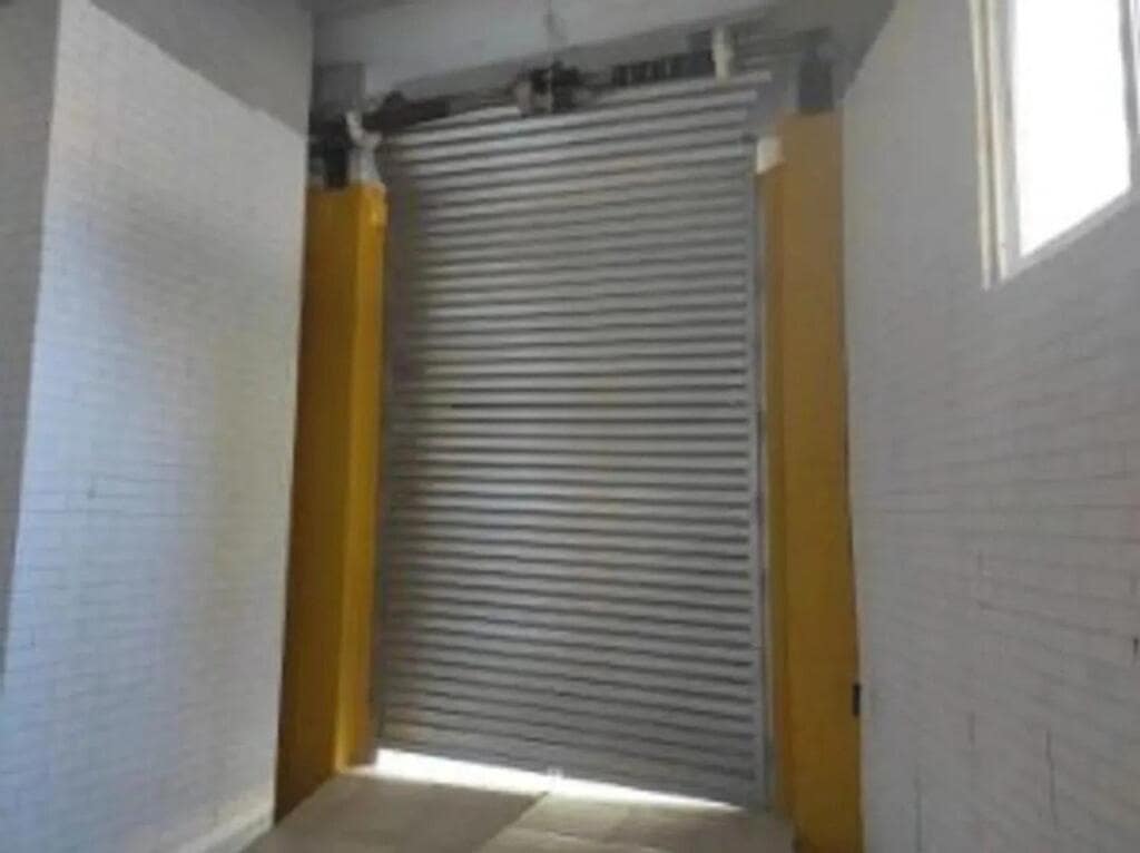 Erhverv til salg i L'Hospitalet de Llobregat - € 170.000 (Ref: 9173826)