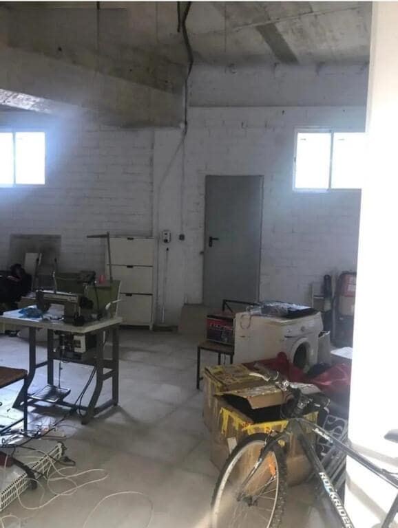 Erhverv til salg i L'Hospitalet de Llobregat - € 170.000 (Ref: 9173826)