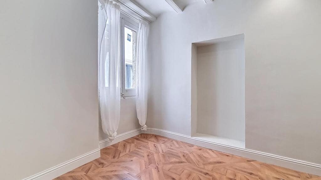 1 bedroom Apartment for sale in Barcelona city - € 275,000 (Ref: 9173828)