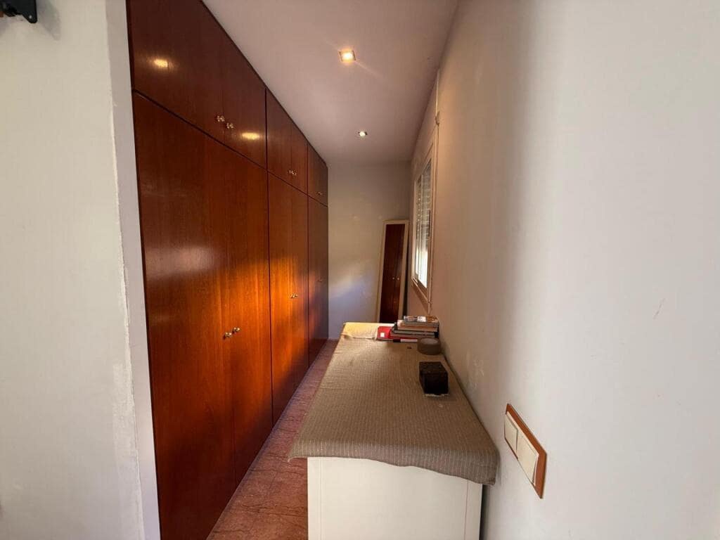 3 bedroom Apartment for sale in Pineda de Mar - € 230,000 (Ref: 9173830)