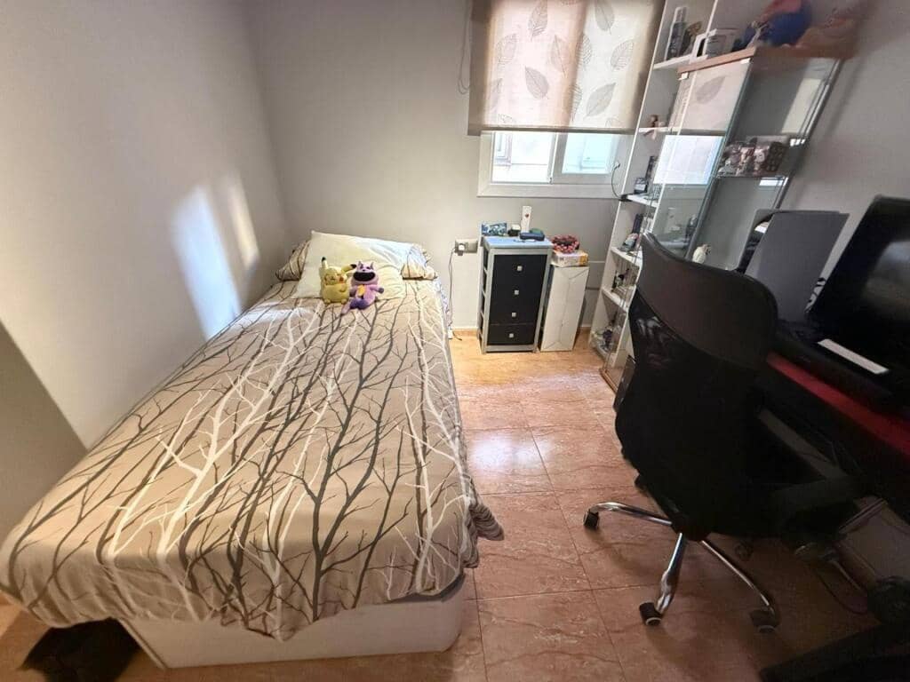 3 bedroom Apartment for sale in Pineda de Mar - € 230,000 (Ref: 9173830)