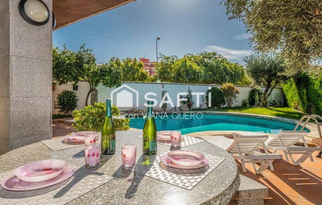 5 bedroom Villa for sale in Pineda de Mar with pool garage - € 759,000 (Ref: 9173832)
