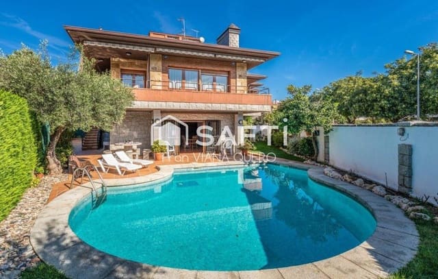 5 bedroom Villa for sale in Pineda de Mar with pool garage - € 950,000 (Ref: 9173832)