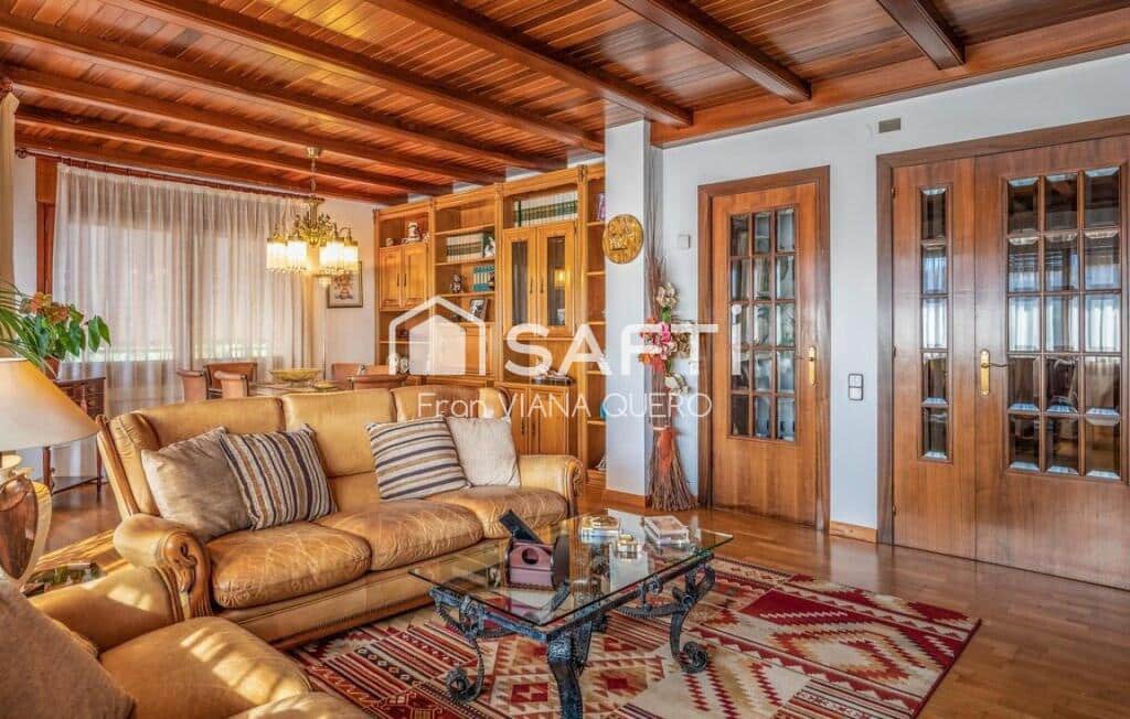 5 bedroom Villa for sale in Pineda de Mar with pool garage - € 759,000 (Ref: 9173832)