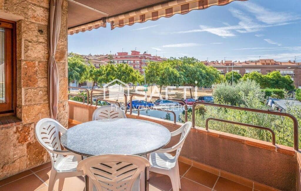 5 bedroom Villa for sale in Pineda de Mar with pool garage - € 759,000 (Ref: 9173832)