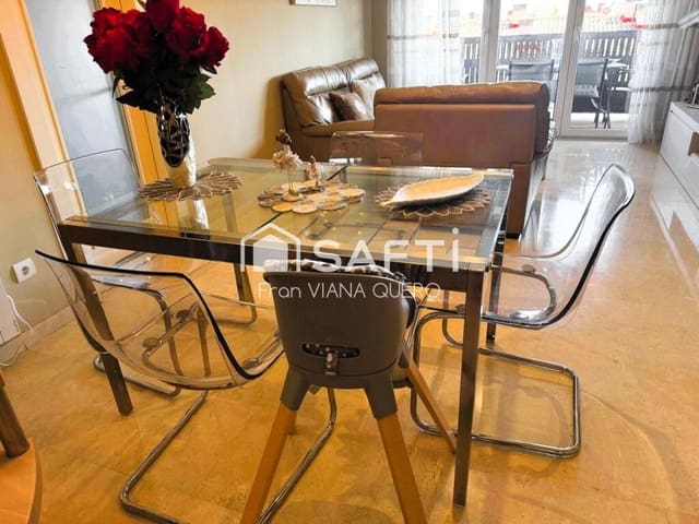 3 sypialnia Penthouse na sprzedaż w Vilassar de Mar z basenem garażem - 550 000 € (Ref: 9173833)