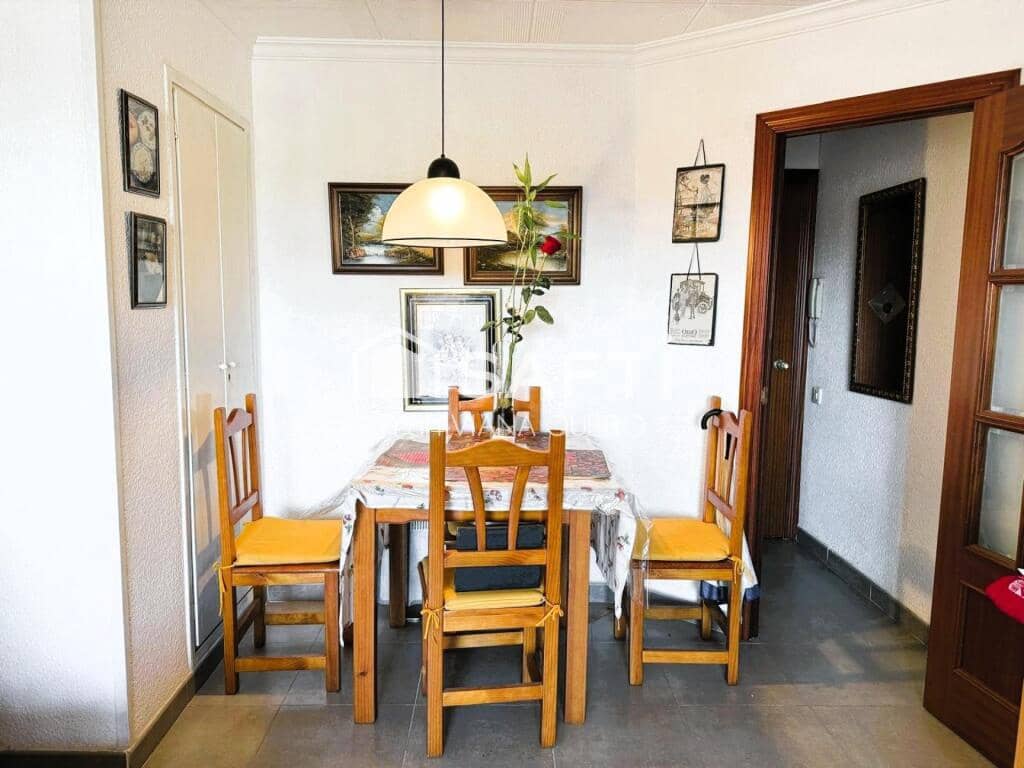 3 soverom Leilighet til salgs i Lloret de Mar med svømmebasseng - € 179 000 (Ref: 9173837)