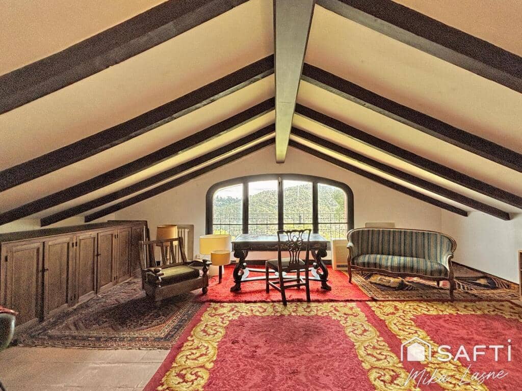 8 soverom Finca/Herregård til salgs i Barcelona by med svømmebasseng garasje - € 3 500 000 (Ref: 9173841)