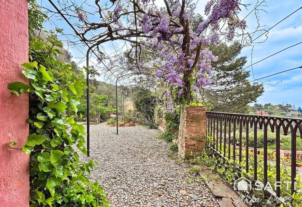 8 soverom Finca/Herregård til salgs i Barcelona by med svømmebasseng garasje - € 3 500 000 (Ref: 9173841)