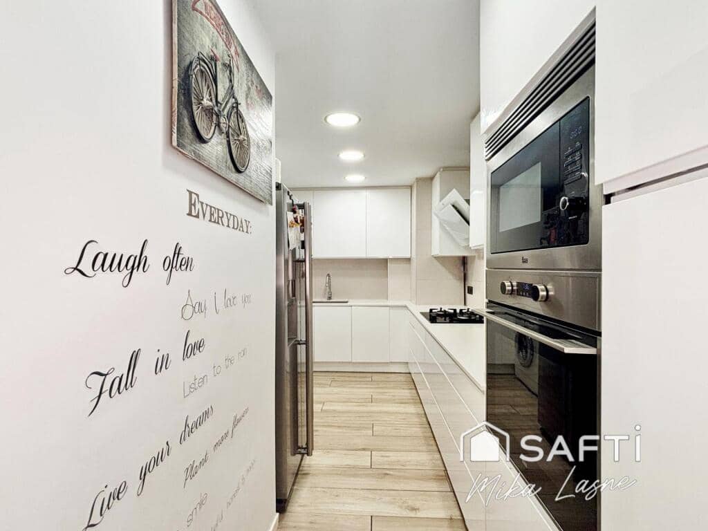 3 soverom Leilighet til salgs i Barcelona by - € 580 000 (Ref: 9173842)