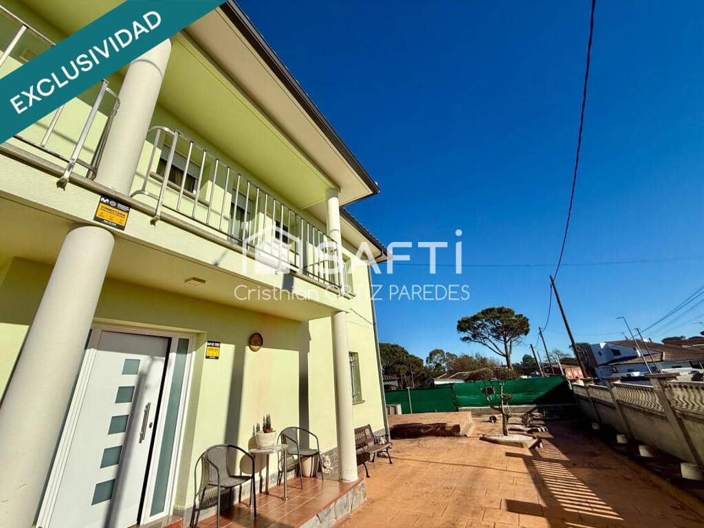 4 bedroom Villa for sale in Caldes de Malavella with pool garage - € 420,000 (Ref: 9173855)