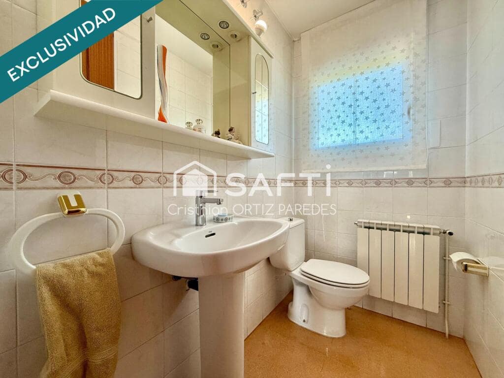 4 bedroom Villa for sale in Caldes de Malavella with pool garage - € 420,000 (Ref: 9173855)