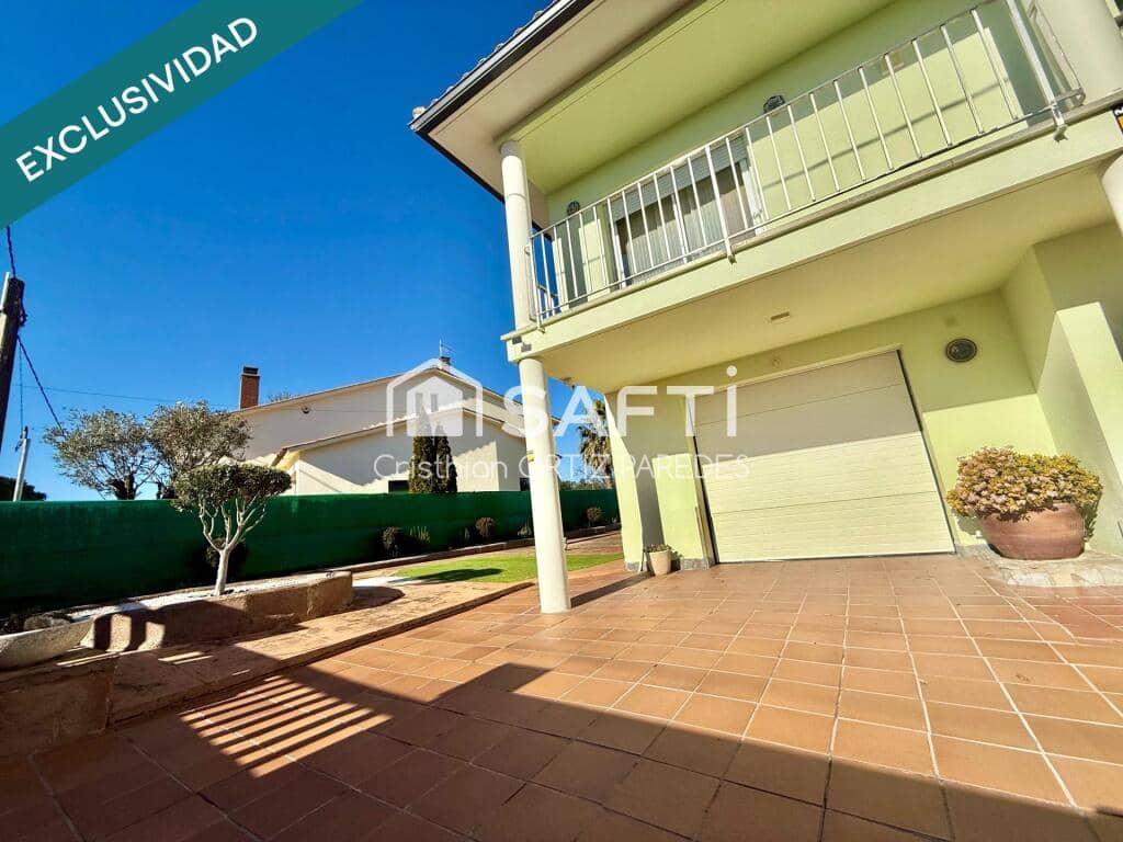 4 bedroom Villa for sale in Caldes de Malavella with pool garage - € 420,000 (Ref: 9173855)