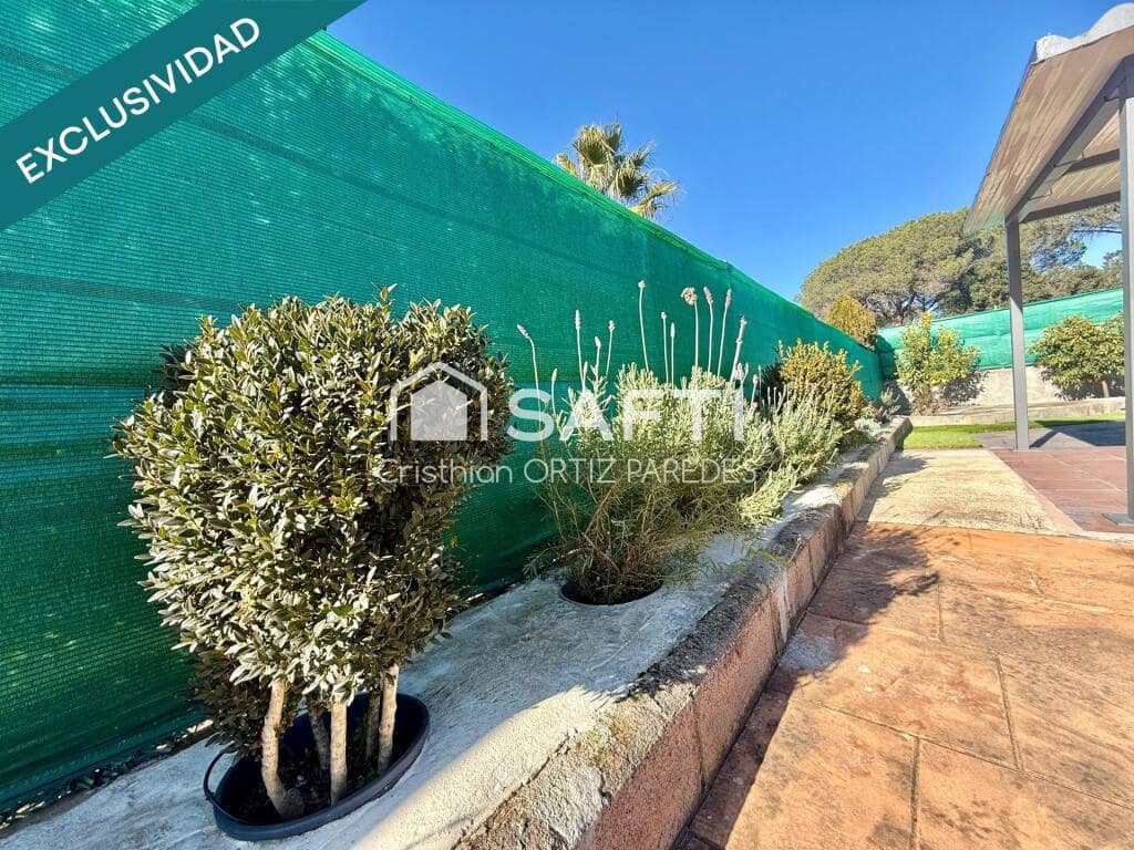 4 bedroom Villa for sale in Caldes de Malavella with pool garage - € 420,000 (Ref: 9173855)