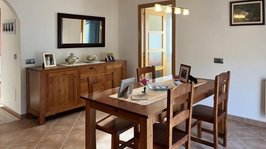 3 bedroom Villa for sale in Riudarenes with garage - € 239,000 (Ref: 9173857)