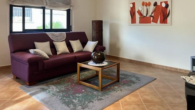 3 bedroom Villa for sale in Riudarenes with garage - € 239,000 (Ref: 9173857)