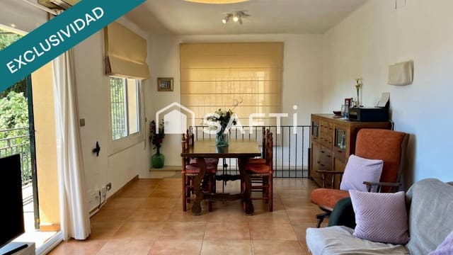 4 bedroom Villa for sale in Sant Cebrià de Vallalta with garage - € 250,000 (Ref: 9173861)