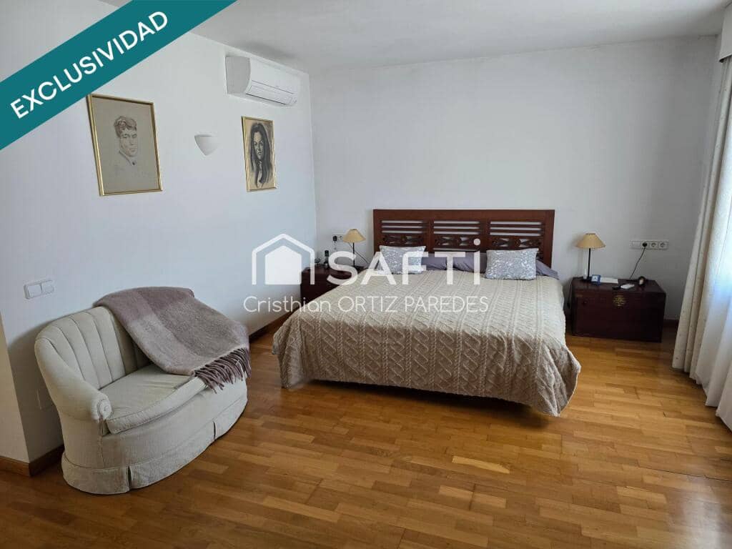 5 sypialnia Willa na sprzedaż w Santa Cristina d'Aro z basenem garażem - 1 272 000 € (Ref: 9173867)