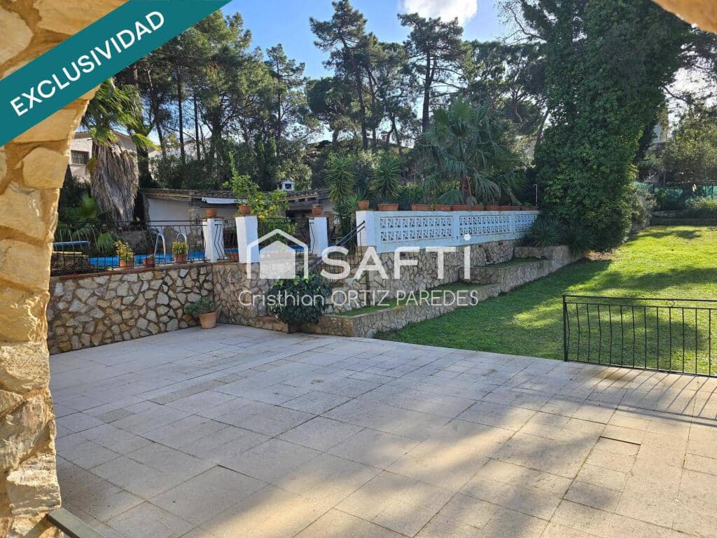 5 sypialnia Willa na sprzedaż w Santa Cristina d'Aro z basenem garażem - 1 272 000 € (Ref: 9173867)