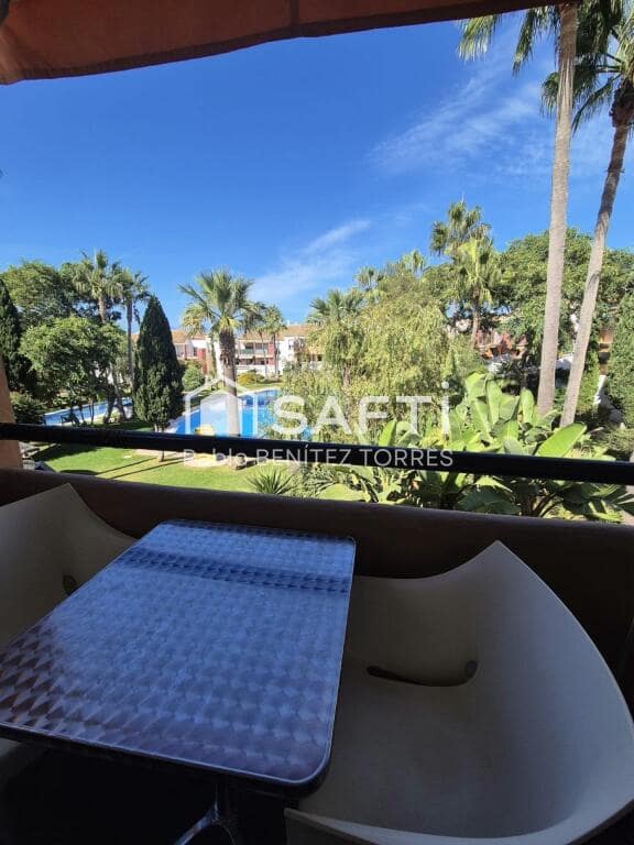 2 bedroom Apartment for sale in La Barrosa with pool garage - € 290,000 (Ref: 9173890)