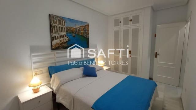 2 soveværelse Lejlighed til salg i Chiclana de la Frontera med garage - € 260.000 (Ref: 9173892)