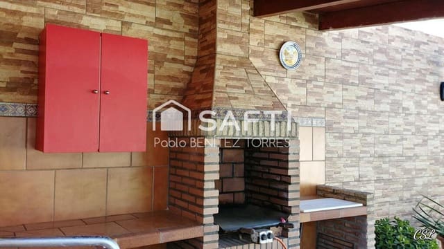 3 quarto Moradia para venda em Chiclana de la Frontera com piscina garagem - 650 000 € (Ref: 9173897)