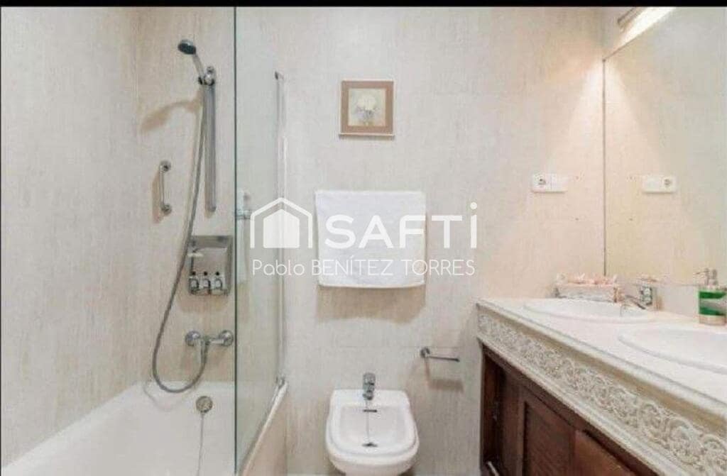 4 Zimmer Apartment zu verkaufen in Cadiz Stadt - 510.000 € (Ref: 9173899)