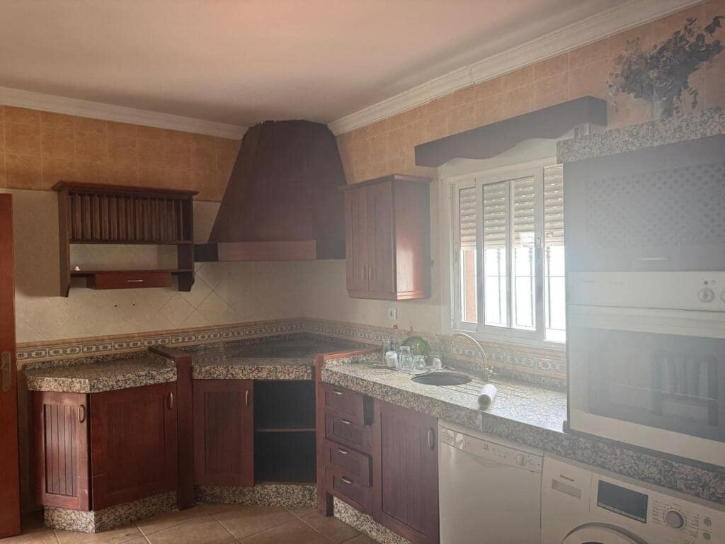 3 soveværelse Finca/Landehus til salg i Chiclana de la Frontera med swimmingpool garage - € 270.000 (Ref: 9173900)