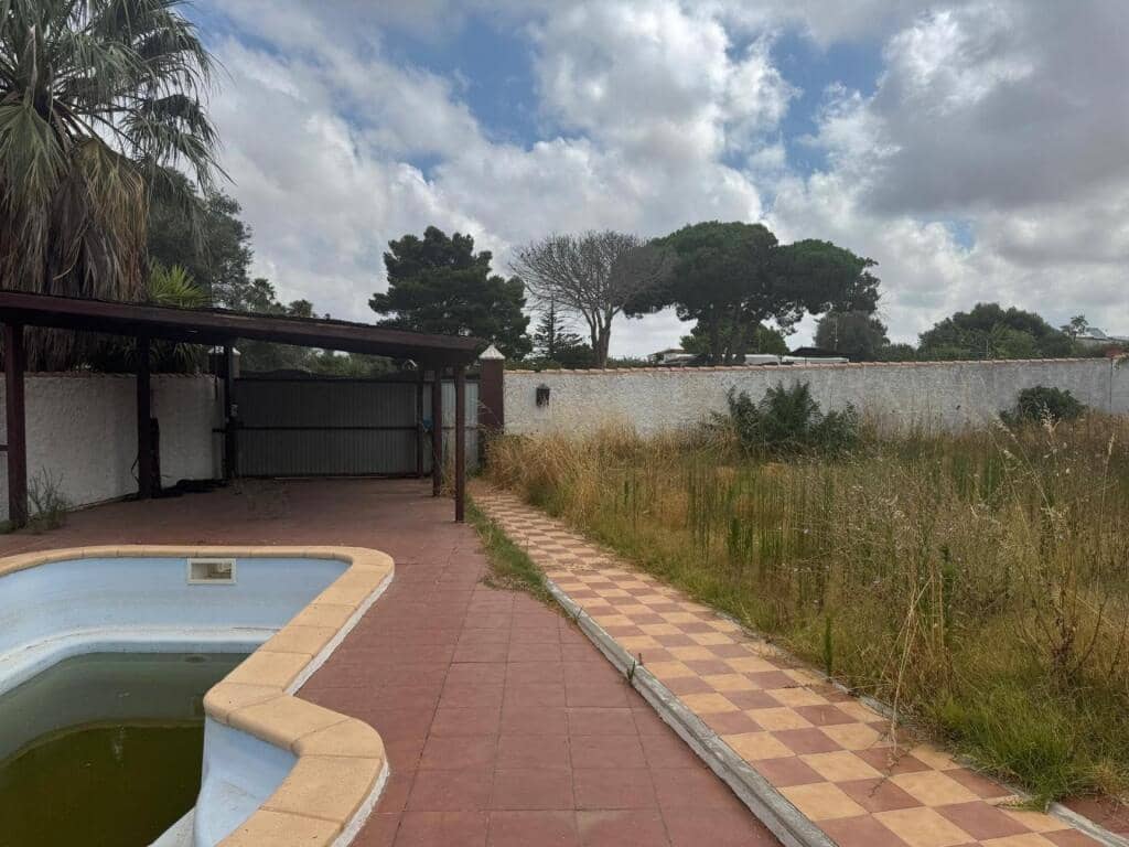 3 soveværelse Finca/Landehus til salg i Chiclana de la Frontera med swimmingpool garage - € 270.000 (Ref: 9173900)