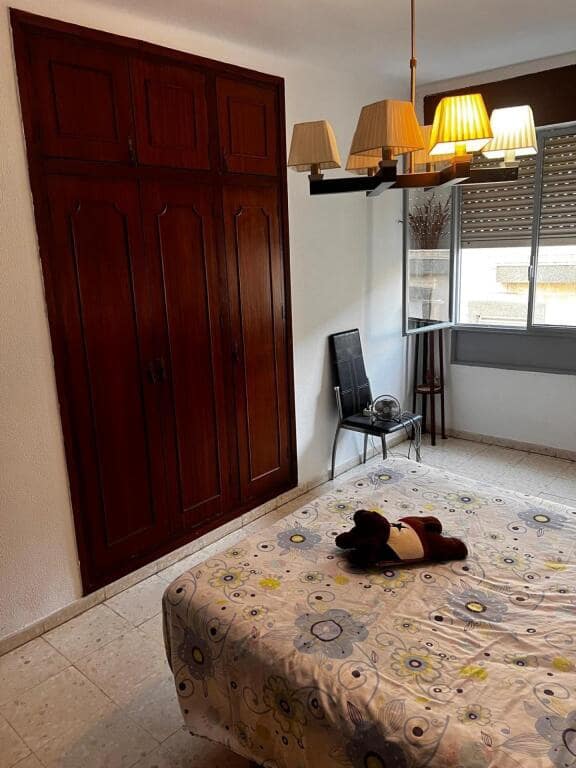 3 bedroom Apartment for sale in Chiclana de la Frontera - € 190,000 (Ref: 9173902)