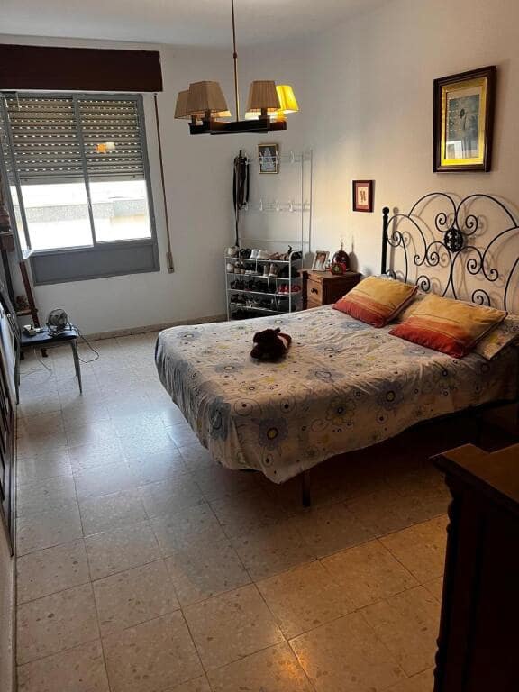 3 bedroom Apartment for sale in Chiclana de la Frontera - € 190,000 (Ref: 9173902)