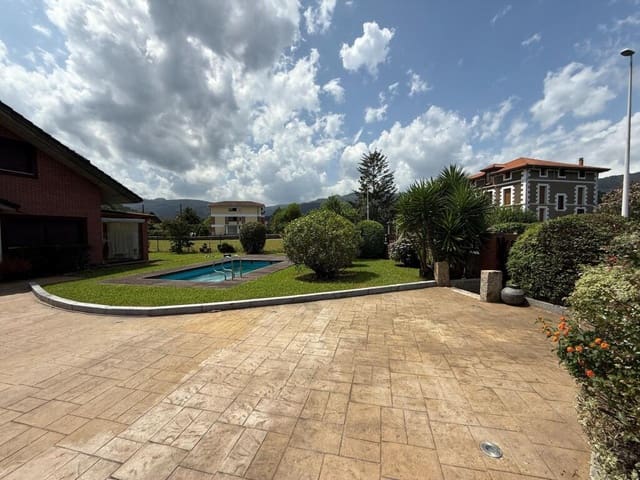 4 soveværelse Villa til salg i Guriezo - € 440.000 (Ref: 9173905)