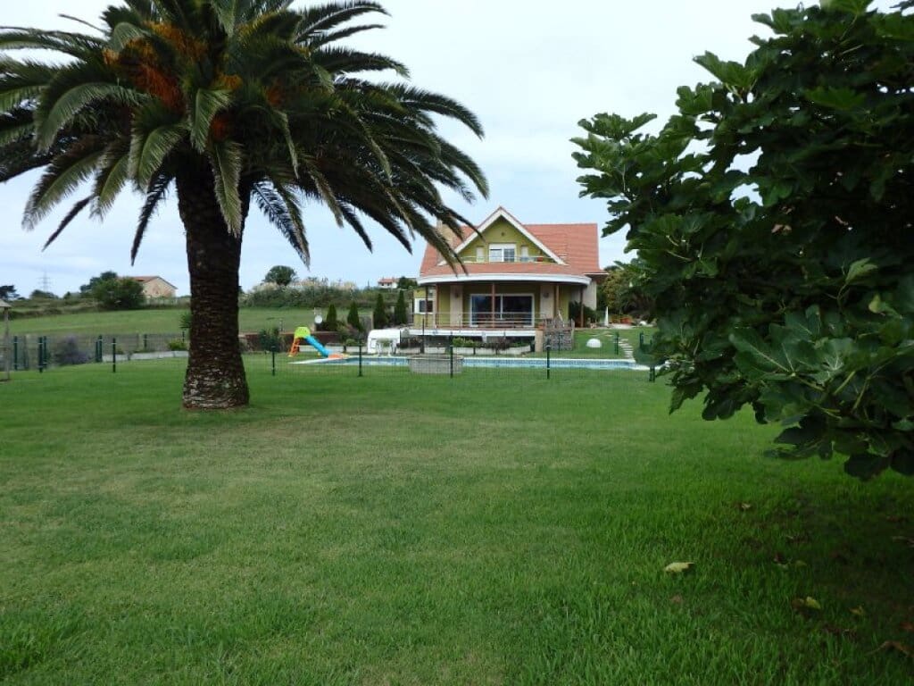 7 soveværelse Villa til salg i Santander med swimmingpool garage - € 1.290.000 (Ref: 9173906)