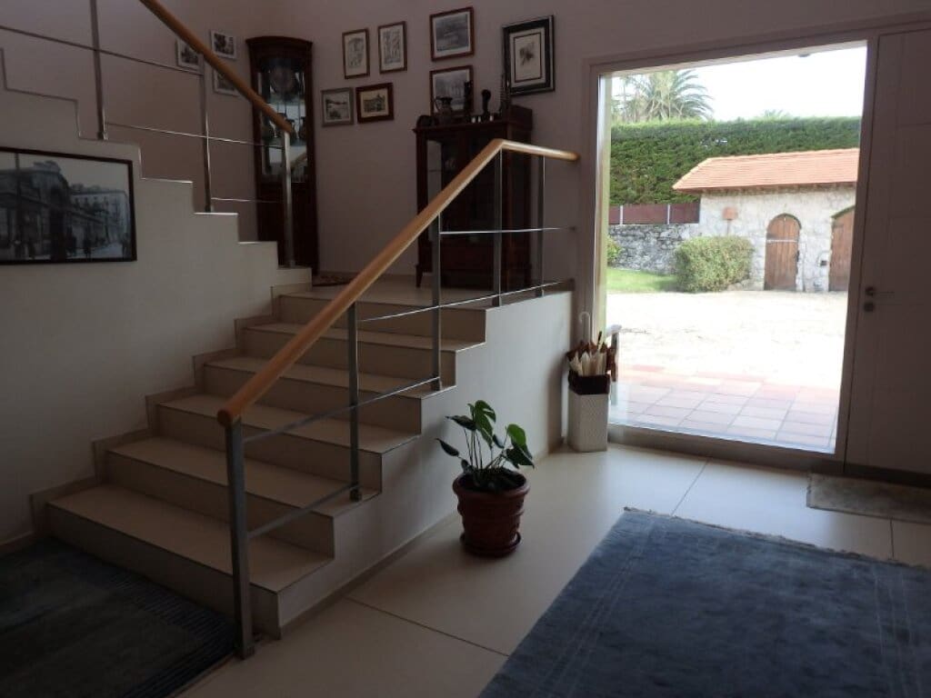 7 soveværelse Villa til salg i Santander med swimmingpool garage - € 1.290.000 (Ref: 9173906)