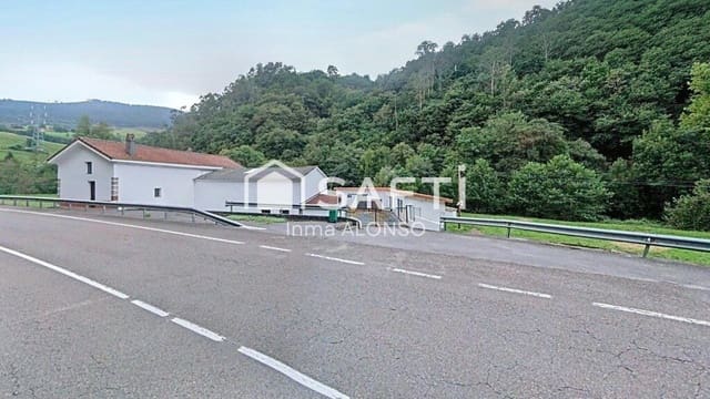 Grunde uden byggetilladelser til salg i Santa María de Cayón - € 375.000 (Ref: 9173908)