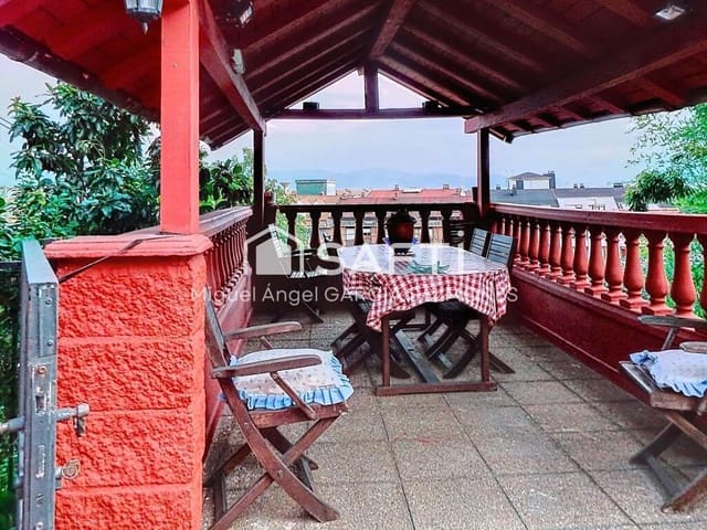 4 sovrum Villa till salu i Santander - 435 000 € (Ref: 9173909)