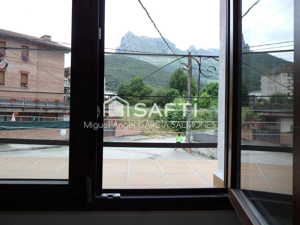 2 slaapkamer Rijtjeshuis te koop in Ramales de la Victoria - € 195.000 (Ref: 9173911)