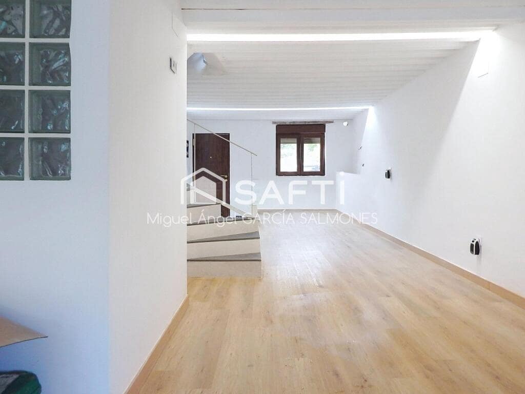 2 slaapkamer Rijtjeshuis te koop in Ramales de la Victoria - € 195.000 (Ref: 9173911)