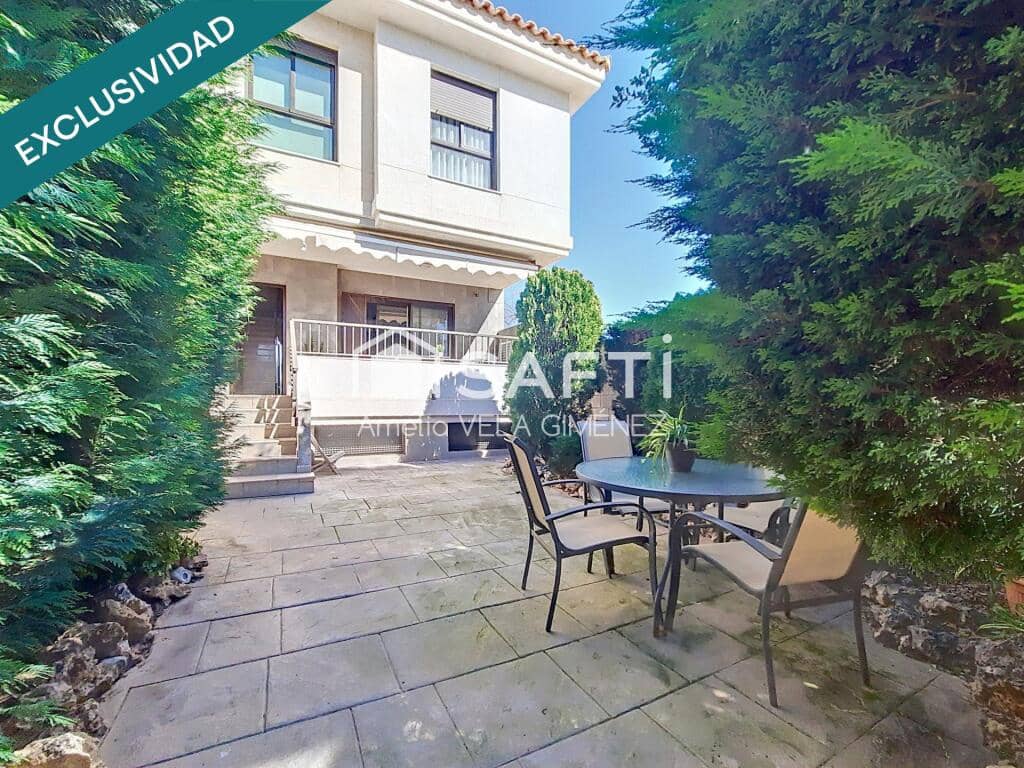 5 soveværelse Rækkehus til salg i Sagunto / Sagunt med garage - € 386.000 (Ref: 9173920)