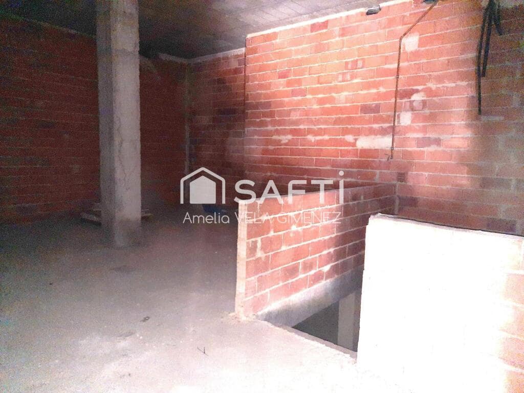 Erhverv til leje i Sagunto / Sagunt - € 1.200 (Ref: 9173926)